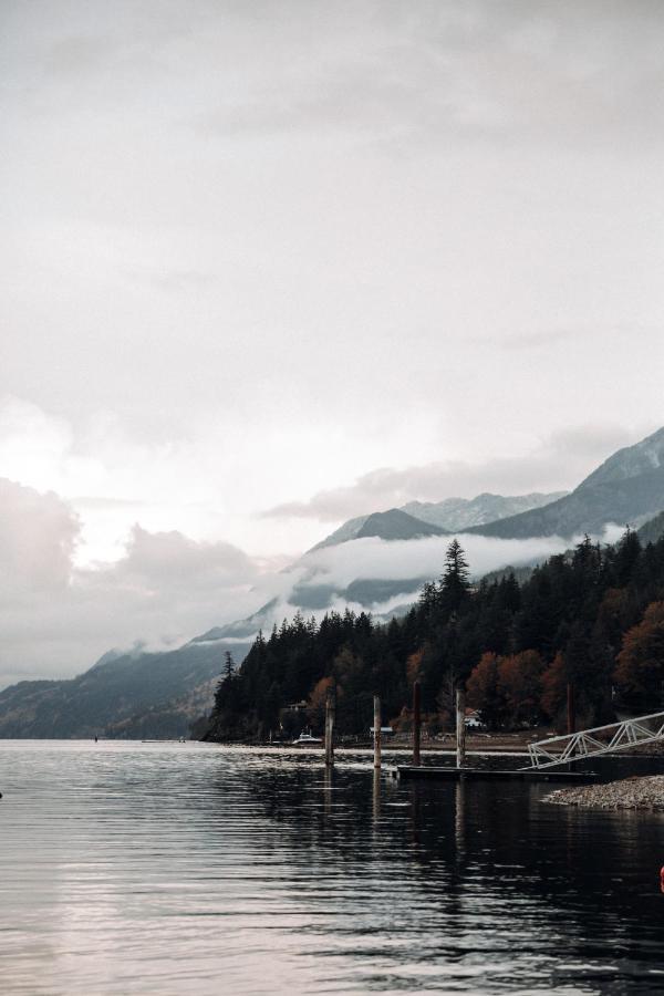 Vila Royal Harrison Retreat Harrison Hot Springs Exteriér fotografie