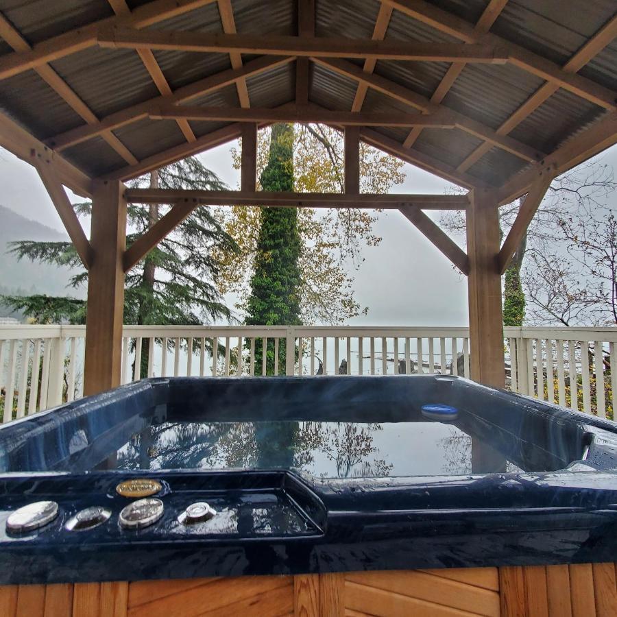 Vila Royal Harrison Retreat Harrison Hot Springs Exteriér fotografie